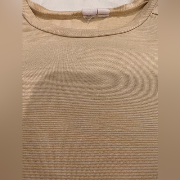 thin flowy yellow striped t shirt - Picture 2 of 2